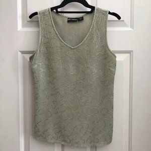 NDK FASHION Embroidered Sleeveless Top Celery Sz M